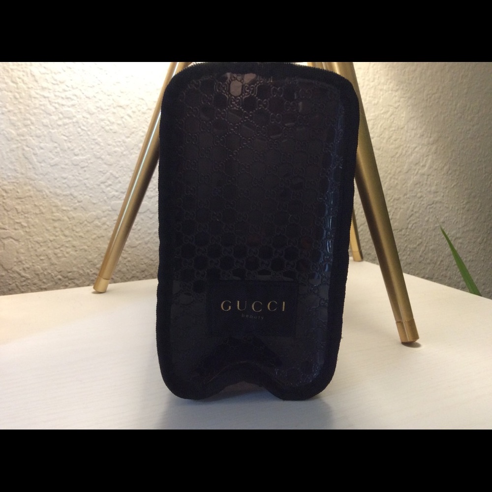 Gucci cosmetic bag